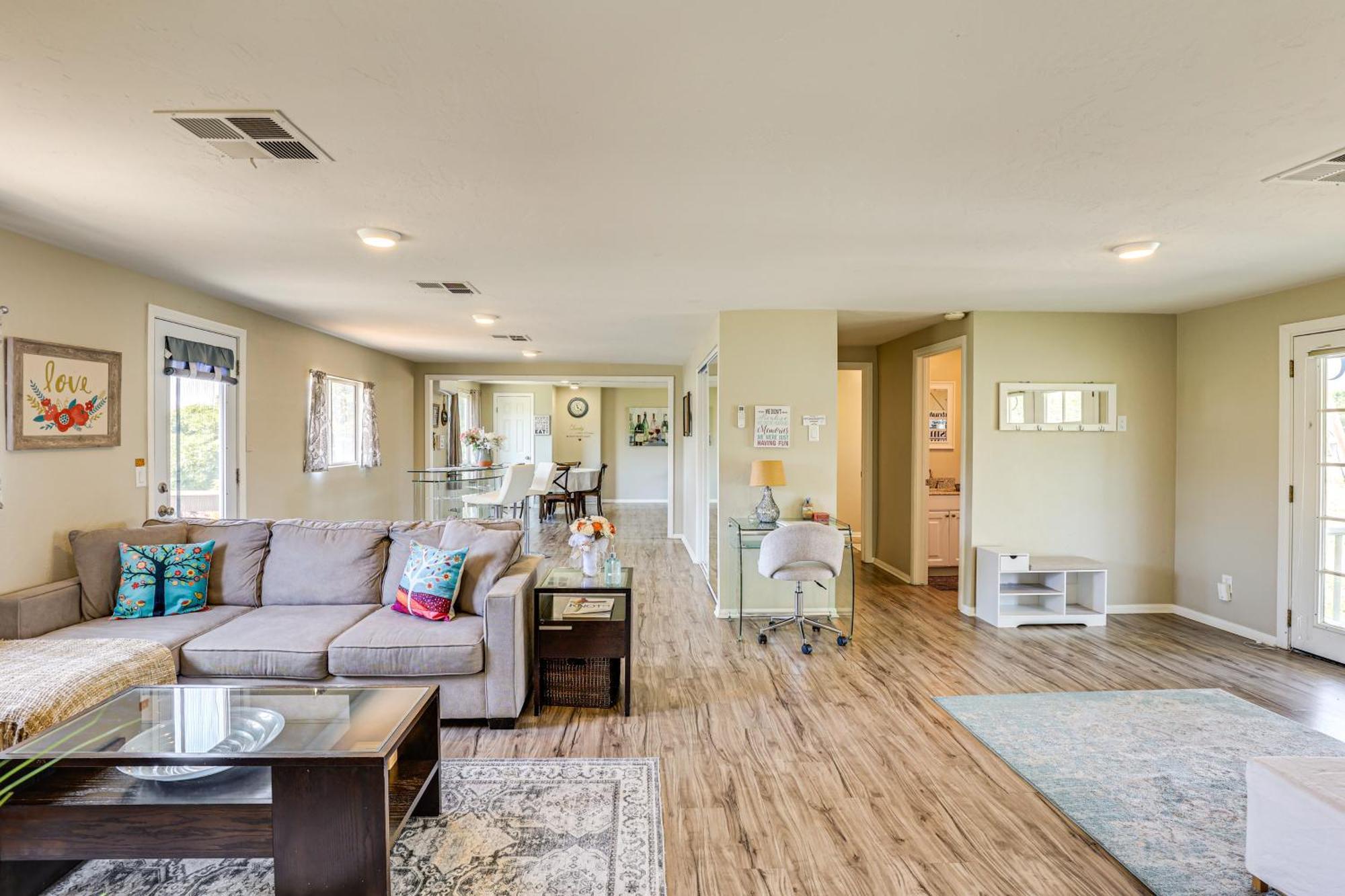 Escondido Vineyard Estate Walk To Wineries!ヴィラ エクステリア 写真