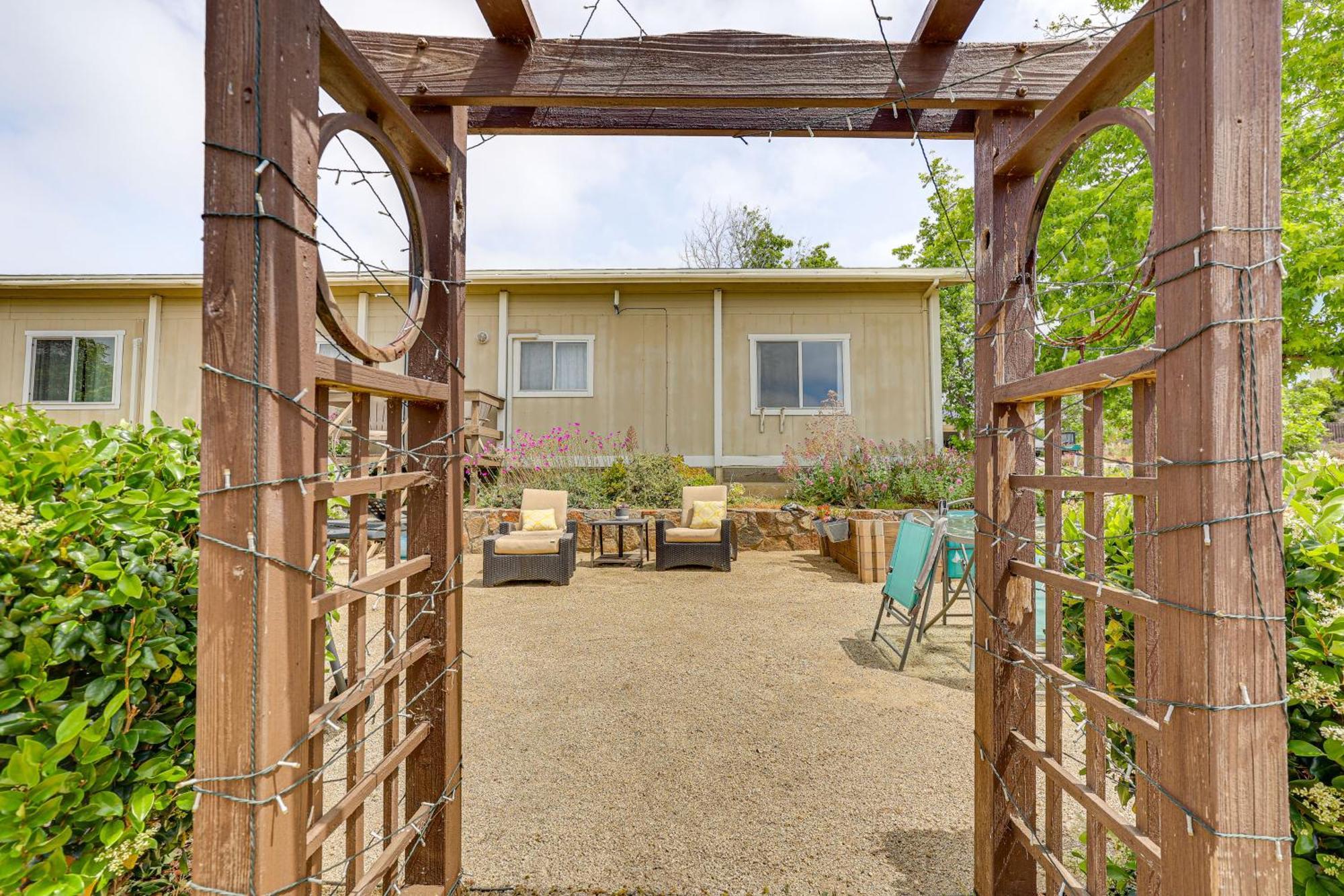 Escondido Vineyard Estate Walk To Wineries!ヴィラ エクステリア 写真